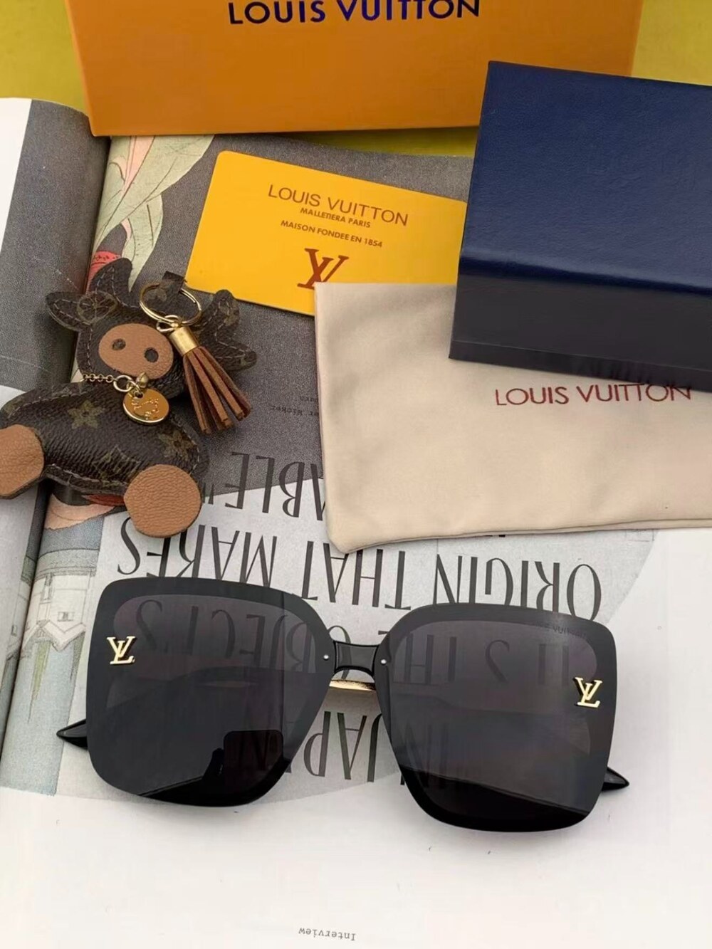 Louis Vuitton Black Square Sunglasses